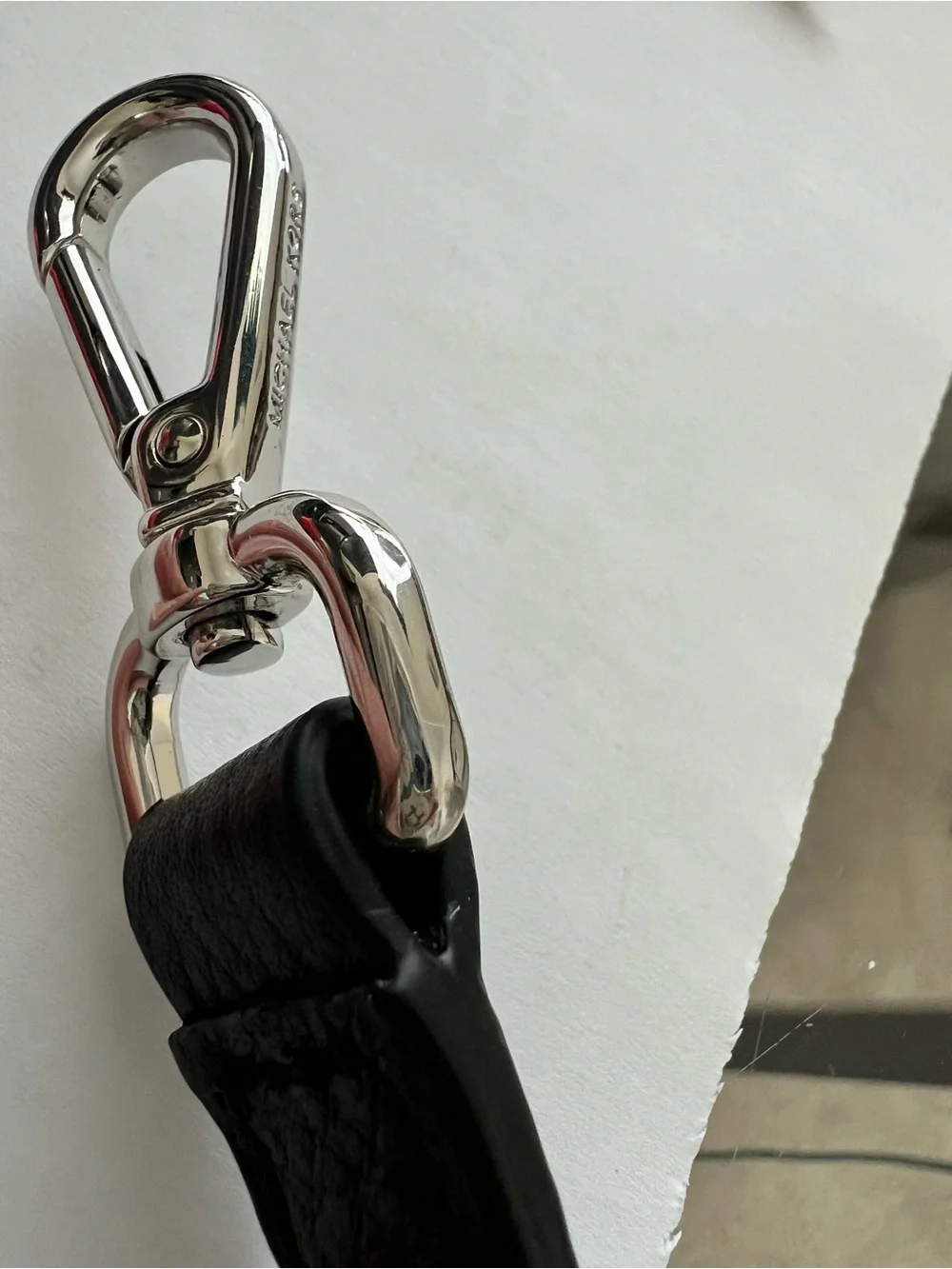 Michael Kors Black Leather Shoulder Strap with Silver Hardware NEW - Picture 4 of 5